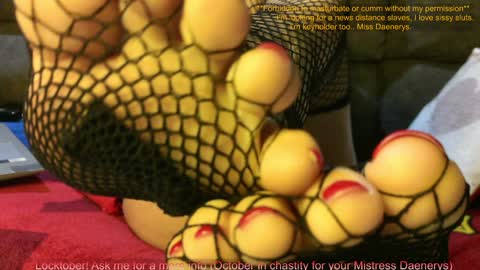 Snapshot of mistressdaenerys chatting on 01.18.25 Mistress Daenerys online show from 01.18.25