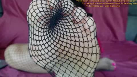 Snapshot of mistressdaenerys chatting on 10.04.25 Mistress Daenerys online show from 10.04.25