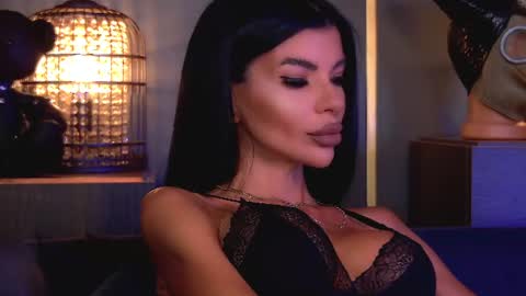Snapshot of mistresselenia chatting on 07.16.26 Elenia online show from 07.16.26