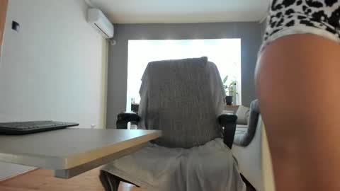 Snapshot of mistressellie chatting on 09.18.25 MitressEllie--Your Bratty Miss online show from 09.18.25