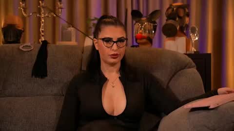 Mistress Kelly online show from 09.15.25