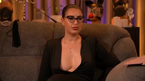 Mistress Kelly online show from 11.23.25