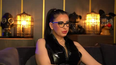 Mistress Kelly online show from 04.04.26