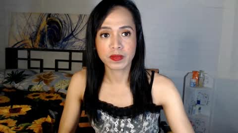 Snapshot of mistressnicoletrans chatting on 12.21.24 SexyCutieNicole online show from 12.21.24