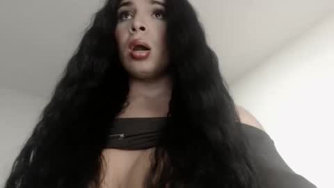 ALICE MADANE online show from 10.08.25