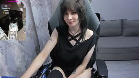 Snapshot of misty_dark chatting on 06.18.26 misty_dark online show from 06.18.26