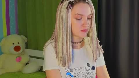 Snapshot of mitch911 chatting on 02.10.25 alice online show from 02.10.25