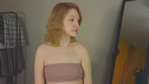 Snapshot of mitch911 chatting on 10.24.25 alice online show from 10.24.25