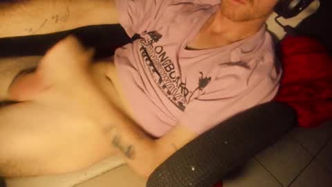 Snapshot of mitchelletbella chatting on 10.28.25 MitchellBWC online show from 10.28.25