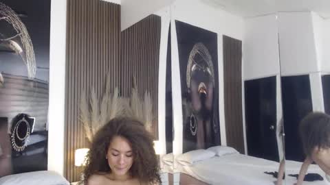 Snapshot of miticabrennet chatting on 09.20.25 Mtica Brennet online show from 09.20.25