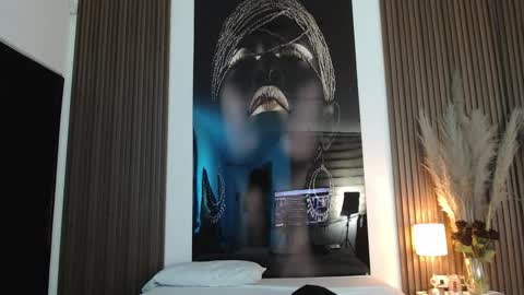 Snapshot of miticabrennet chatting on 10.24.25 Mtica Brennet online show from 10.24.25