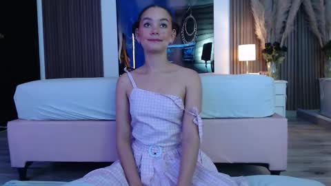 Snapshot of miticabrennet chatting on 10.30.25 Mtica Brennet online show from 10.30.25