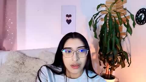 Liaaaaaaaa online show from 10.05.25