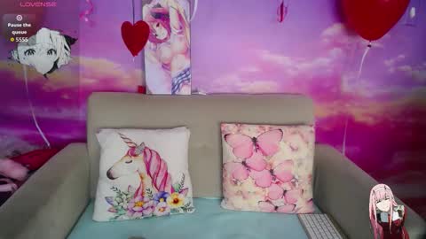 Snapshot of mitsuri_nyx chatting on 02.15.26 mitsuri_nyx online show from 02.15.26