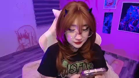 Snapshot of miwaviolet chatting on 07.11.26 Miwa Violet online show from 07.11.26