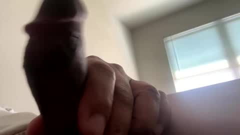 Snapshot of mixed7up chatting on 10.19.25 mixed7up online show from 10.19.25