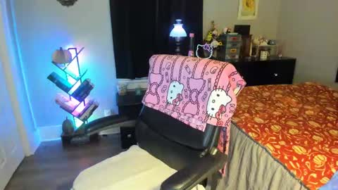 Snapshot of mixed_baedd chatting on 11.05.25 mixedbaedd online show from 11.05.25