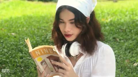 Miyakabebe online show from 10.20.25