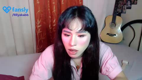 Snapshot of miyakabebe chatting on 05.13.26 Miyakabebe online show from 05.13.26