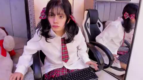 Snapshot of miyu_komori chatting on 02.09.26 miyu_komori online show from 02.09.26