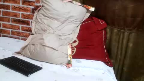 Snapshot of mizindependent chatting on 11.10.25 Cutiepie online show from 11.10.25