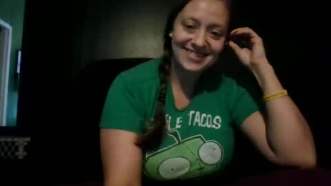 Snapshot of miztrezk chatting on 09.23.25 miztrezk online show from 09.23.25