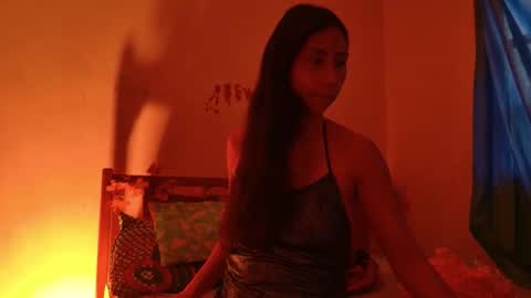 MoonLipson online show from 11.05.25