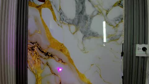 LUCRECIA   NEW ACCOUNT online show from 03.31.26