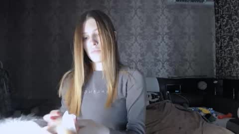 Lili online show from 09.25.25