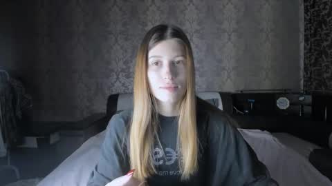 Lili online show from 10.18.25