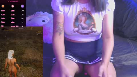 Snapshot of mmmmdarling chatting on 09.12.25 minaDarling online show from 09.12.25