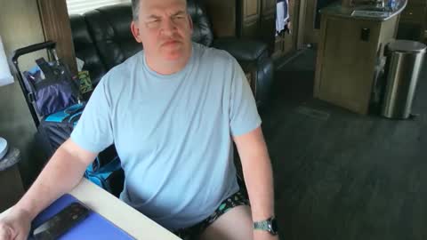 mmmthatsfunnn online show from 10.30.25