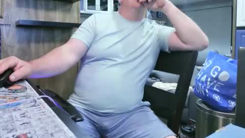 mmmthatsfunnn online show from 05.14.26