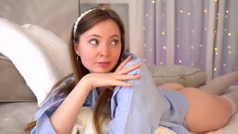 moan_elisa online show from 03.02.26