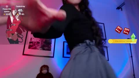 Snapshot of moana_blu chatting on 02.14.25 moana online show from 02.14.25