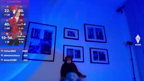 Snapshot of moana_blu chatting on 02.17.25 moana online show from 02.17.25