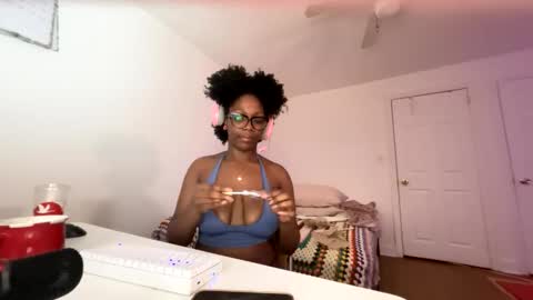 Mocha  BDAY JAN 13  online show from 05.15.26