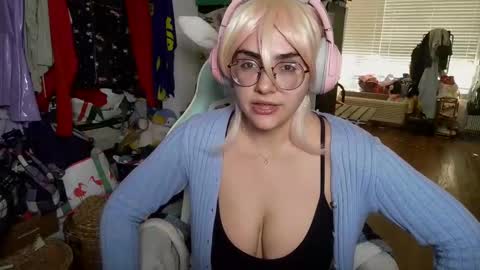 The Mochi Rainbow Variety Show online show from 01.08.25