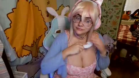 The Mochi Rainbow Variety Show online show from 01.15.25