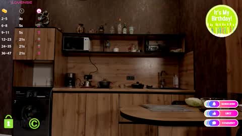 Snapshot of model_mike chatting on 10.02.25 Model Mike online show from 10.02.25