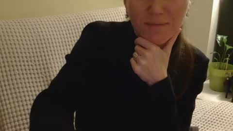 Aurora online show from 04.03.26