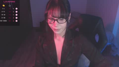 Snapshot of modjo_ chatting on 06.25.26 Modjo online show from 06.25.26