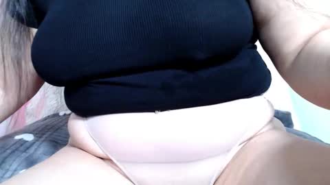 Molly online show from 01.08.25