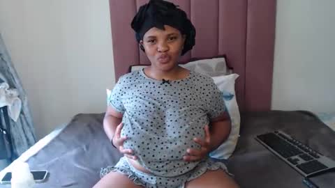 Mogheul Slay online show from 02.21.26