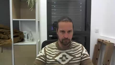 Julien online show from 02.03.25