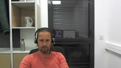 Julien online show from 05.04.26