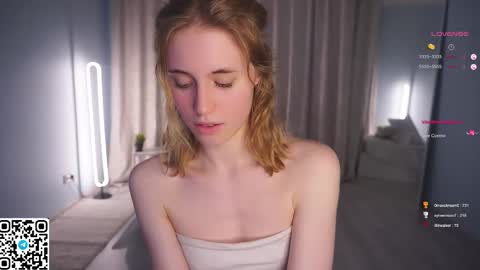 Snapshot of moiraalsbrook chatting on 02.22.25 Diana online show from 02.22.25