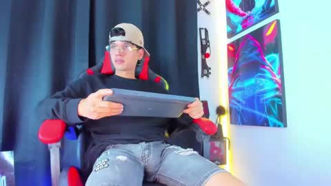moises_23cm online show from 02.02.25