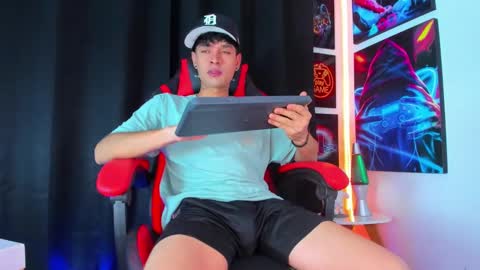 moises_23cm online show from 02.17.25