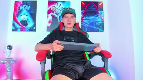 moises_23cm online show from 09.19.25